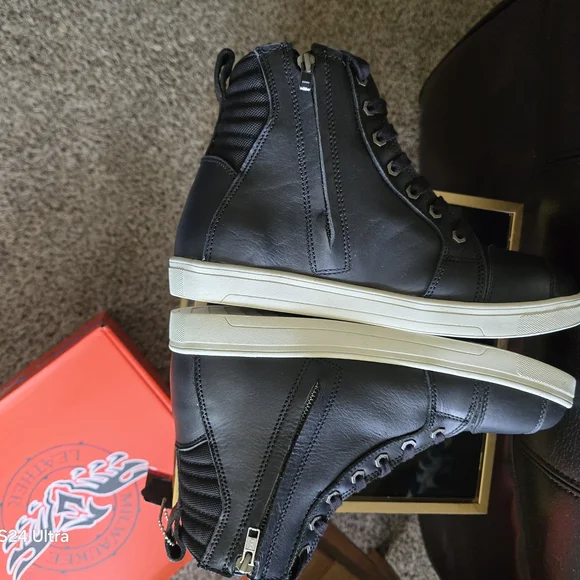 Black Leather Men's Motorcycle Boots-Brand New-Never Worn - Picture 6 of 8